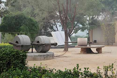 西柏坡干部教育模式