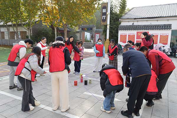 北交通職業技術學院與河北司法警官職業學院于2025年11月8日聯合舉辦“重溫總書記囑托 踐悟塔元莊初心”思政聯合黨建活動 北交通職業技術學院與河北司法警官職業學院于2025年11月8日聯合舉辦“重溫總書記囑托 踐悟塔元莊初心”思政聯合黨建活動