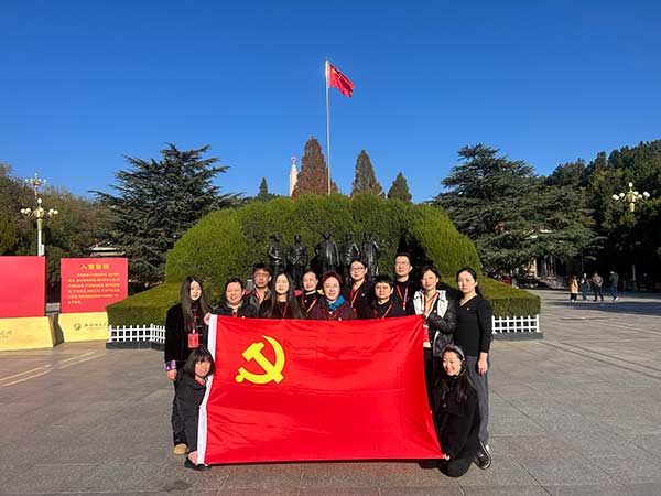 北京清河醫(yī)院赴西柏坡開(kāi)展黨建培訓(xùn),踐行“趕考”精神 北京清河醫(yī)院赴西柏坡開(kāi)展黨建培訓(xùn),踐行“趕考”精神